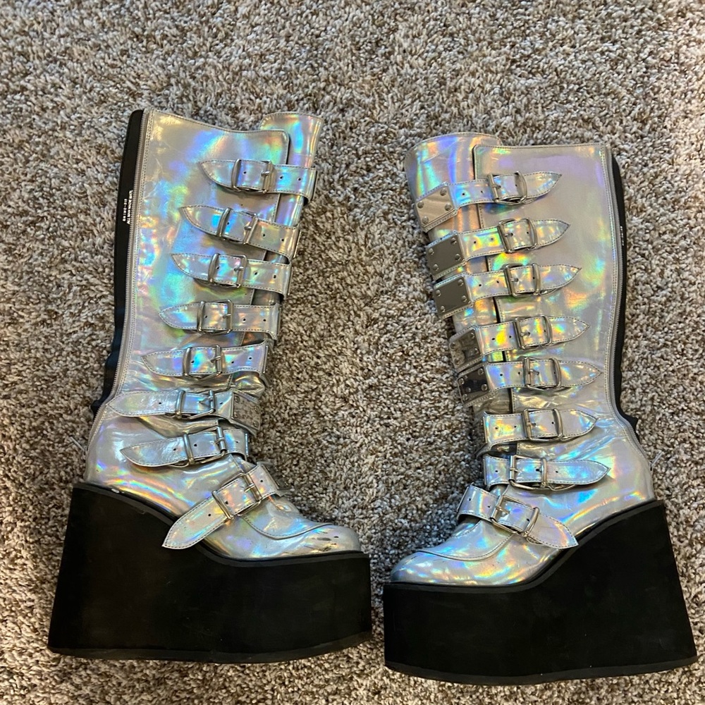 Demonia rave boot